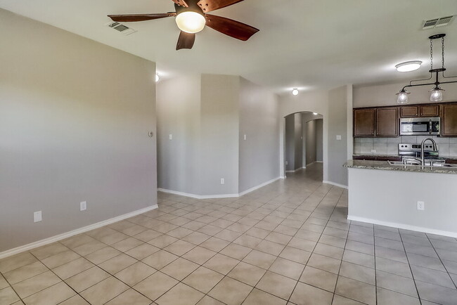 Building Photo - 2520 Caden Ct