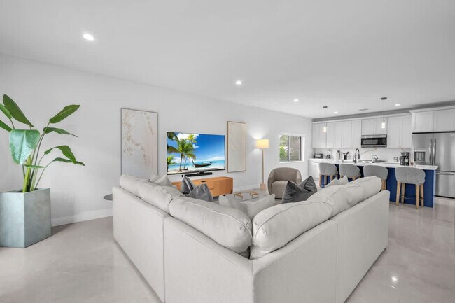 Building Photo - 2951 NW 13th St