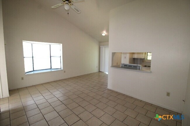 Foto del edificio - 1108 Georgetown Rd