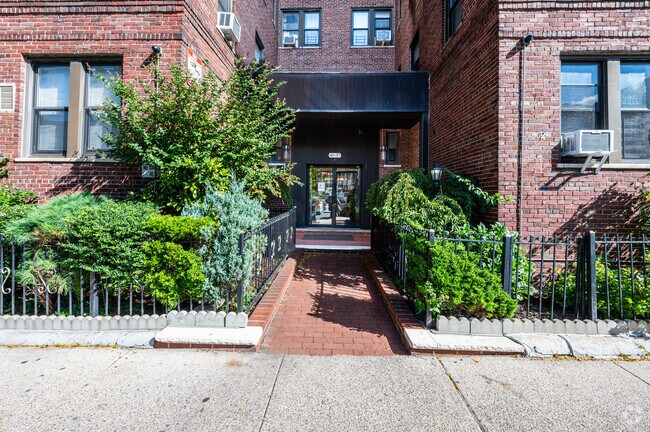 Building Photo - 40-37 77th St