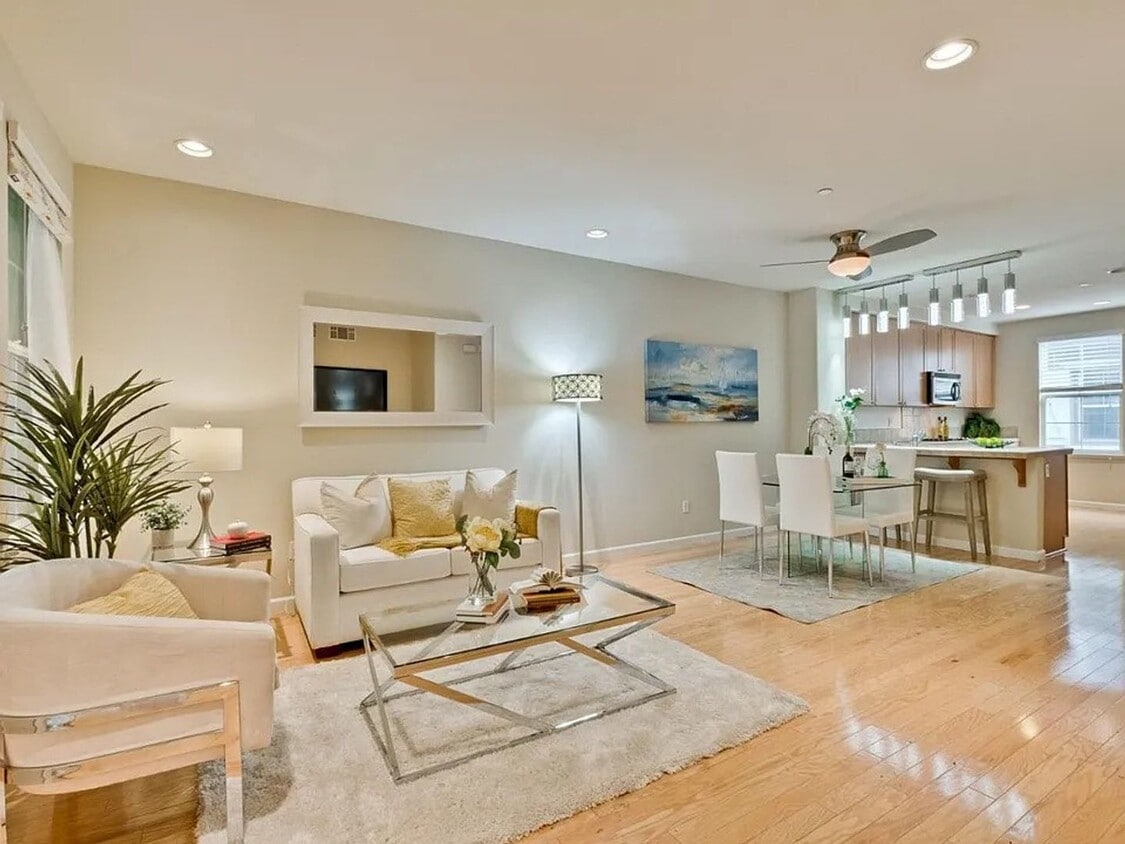 SAN JOSE-beautiful townhome with tandem t... - SAN JOSE-beautiful  townhome with tandem t...