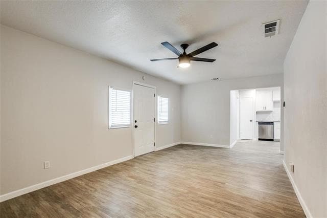 Foto del edificio - 1310 Yukon Dr