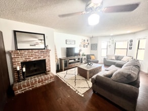 Building Photo - 5841 W Winchcomb Dr