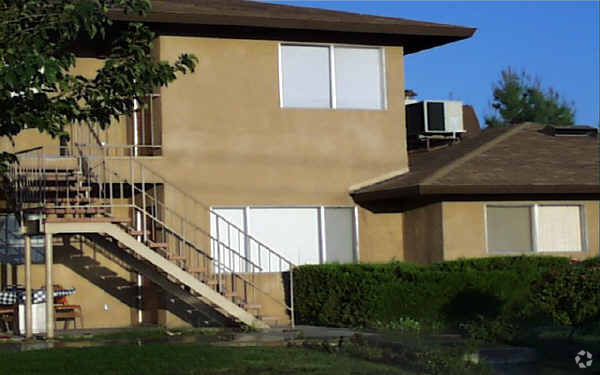 Primary Photo - Buena Vista Apartments