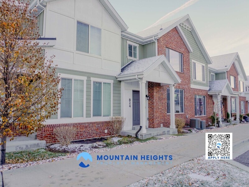 Primary Photo - 824 Newfield Dr