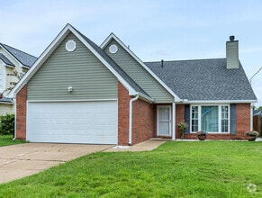 Building Photo - 467 Sandy Ridge Cir