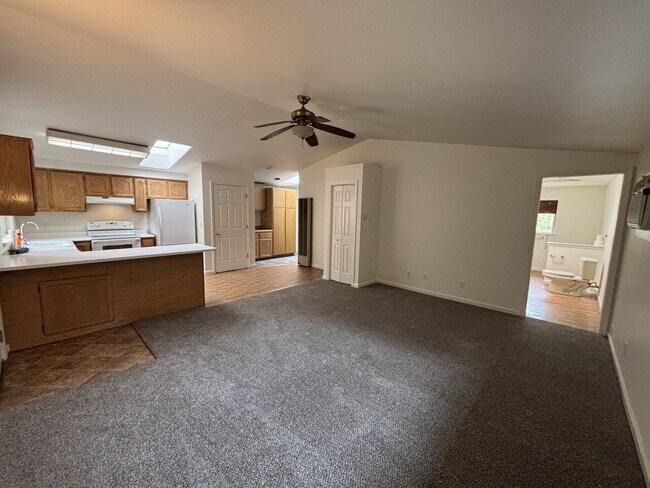 Building Photo - Upstairs 1-bedroom apartment unit near downtown Placerville & Marshall Hospital  - $1,500/mo