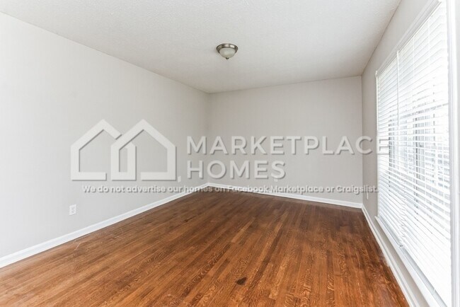 Building Photo - 4936 Chuck Ave