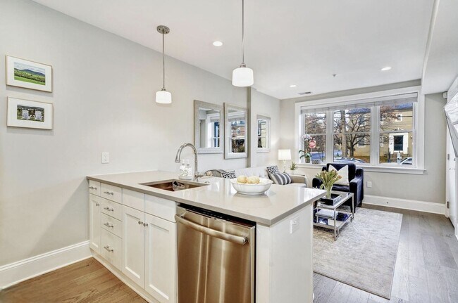 Foto del edificio - 3918 W St NW