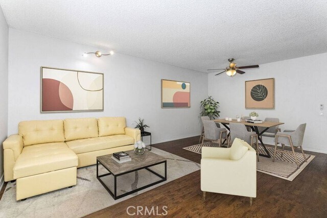 Foto del edificio - 18350 Hatteras St