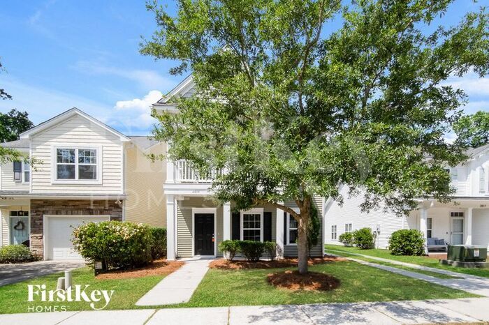Primary Photo - 2815 Pottinger Dr