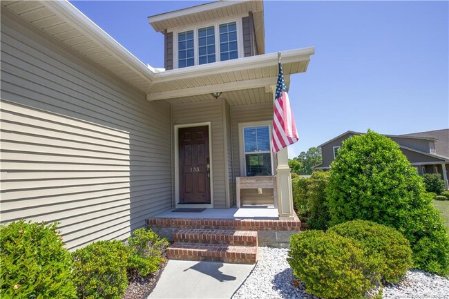 Building Photo - 133 Cypress Cir