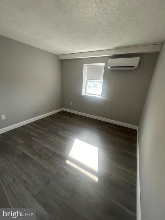 Foto del edificio - 400 Main St