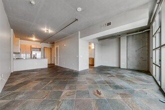 Building Photo - 353 E Bonneville Ave