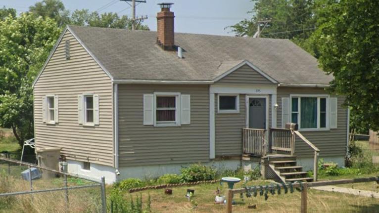 Primary Photo - 845 S Albert Ave