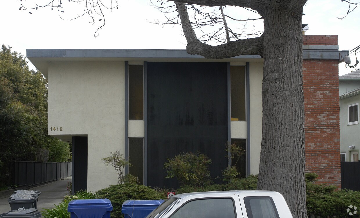 Building Photo - 1412 Sherman St