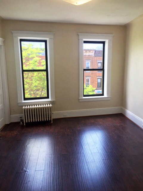 Primary Photo - 66-25 Fresh Pond Rd