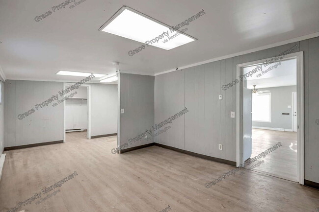 Foto del edificio - 1695 S Raritan St