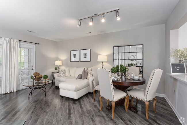 Interior Photo - Ashford Meadows