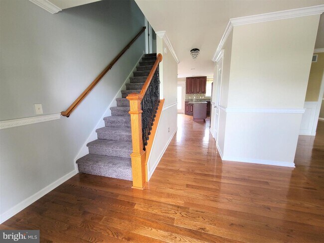 Foto del edificio - 56 Point Landing Ln