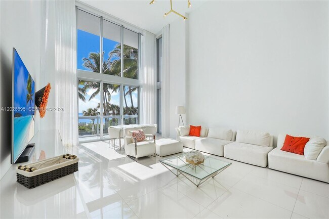 Foto del edificio - 6899 Collins Ave