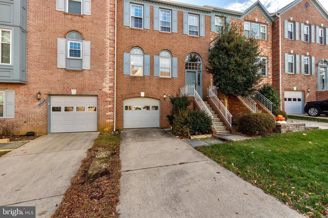 6026 Wescott Hills Way, Alexandria, VA 22315 Townhouse for Rent in Alexandria, VA