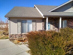 Building Photo - 77 N 4250 W