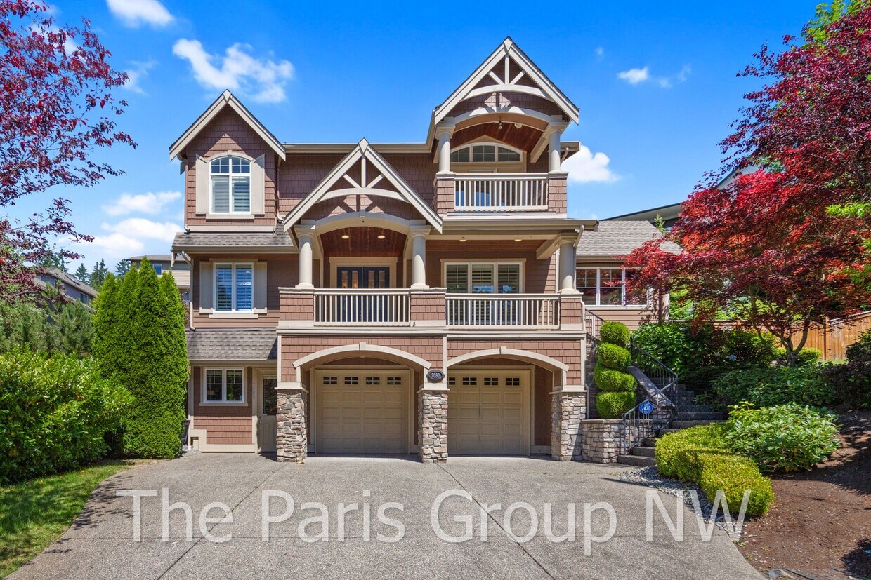 Foto principal - Stunning 3450sf Bellevue Home * Central A/...