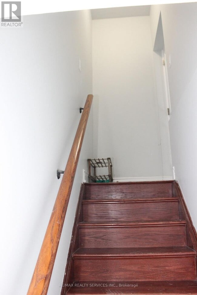 Building Photo - BSMT-21 JACKSONVILLE DRIVE