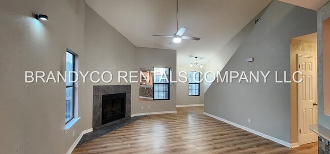 Foto del edificio - 3903 London Ln