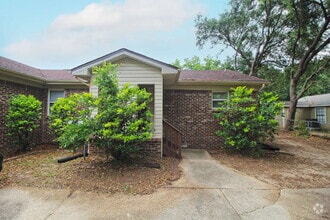 Building Photo - 4630 Bellview Ave