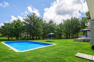 Building Photo - 237 Blank Ln