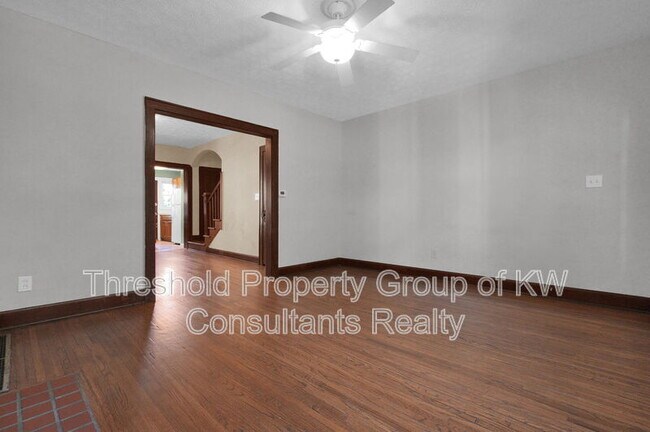 Foto del edificio - 1126 Northwest Blvd