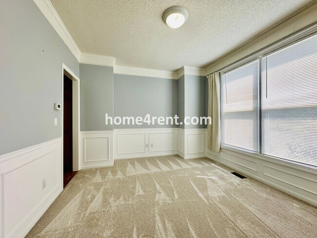 Foto del edificio - 8102 W 144th Pl
