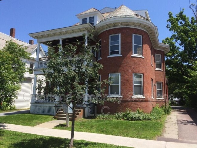 Photo - 90 N Winooski Ave Apartment