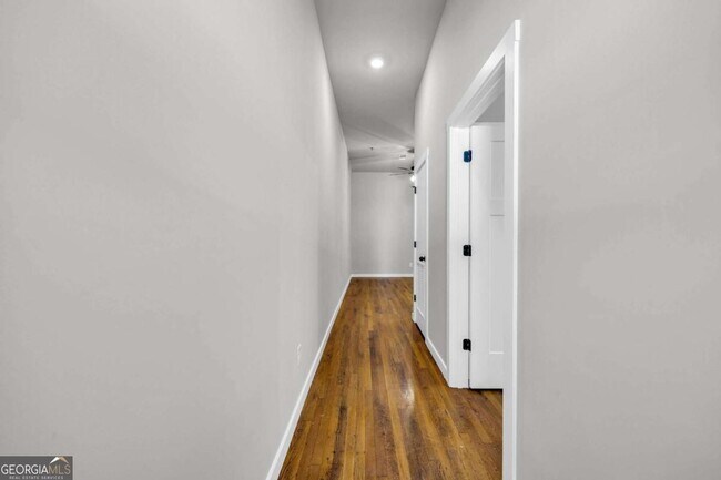 Foto del edificio - 86 S Forest Ave