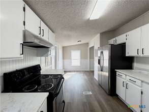 Building Photo - 1414 Mohican Trail Building Photo - 1414 Mohican Trail