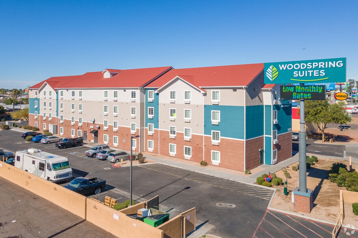 Furnished Studio Apartments in Phoenix, AZ