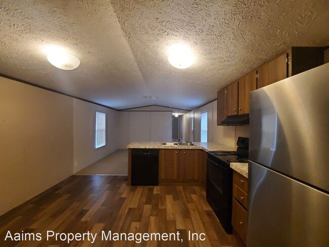 Building Photo - 3 br, 2 bath House - 2153 Grand Prix Dr