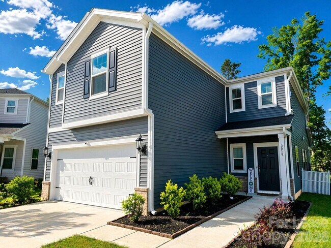 Foto del edificio - 2019 Red Ash Dr