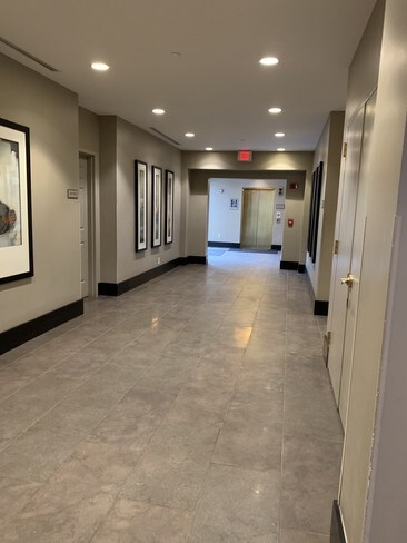Foto del edificio - 7968 River Rd