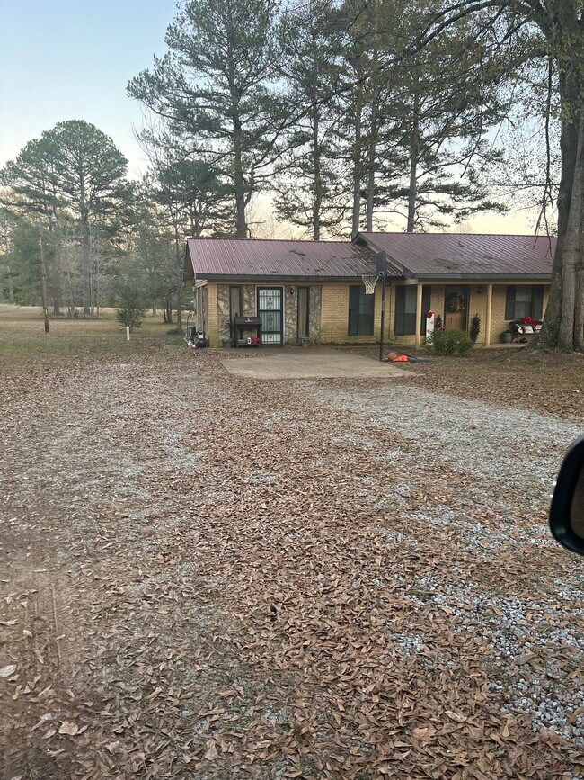 Building Photo - 3780 Co Rd 700