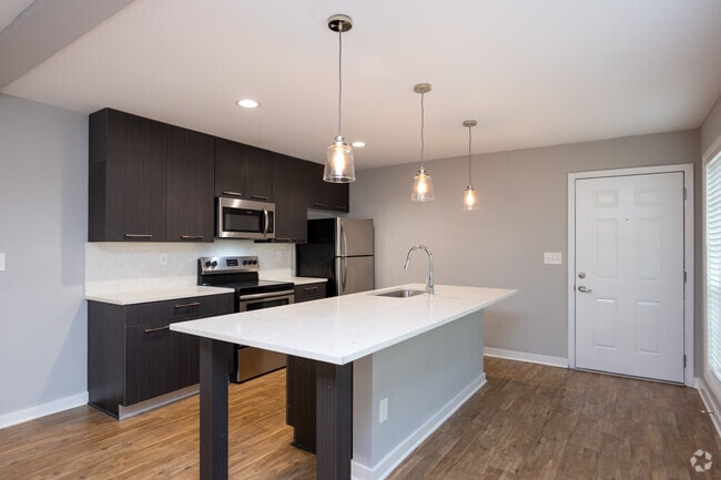 1HAB, 1BA - 793 ft² - Riva Apartments