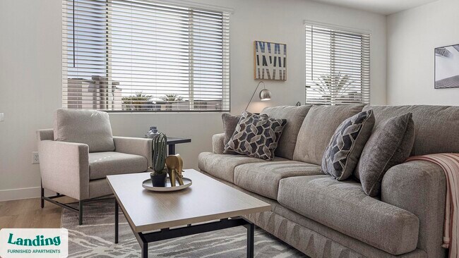 Foto del edificio - 255 N Camino Mercado