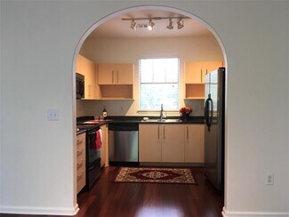 Building Photo - 11203 Ranch Rd 2222