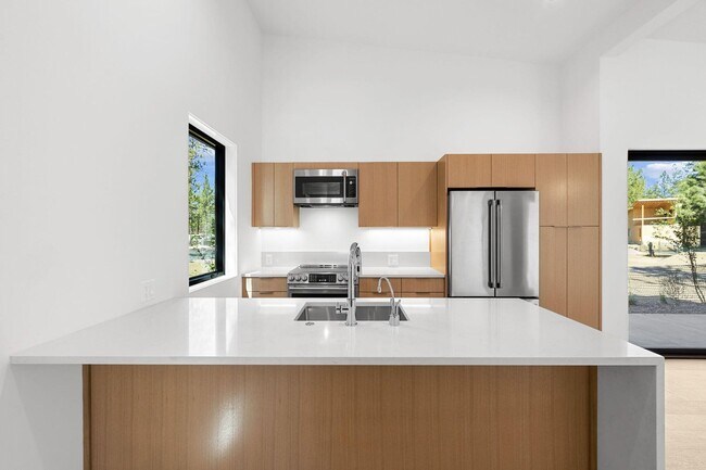 Foto del edificio - Newly Construction - 3 Bedroom 3 Bath -Sis...