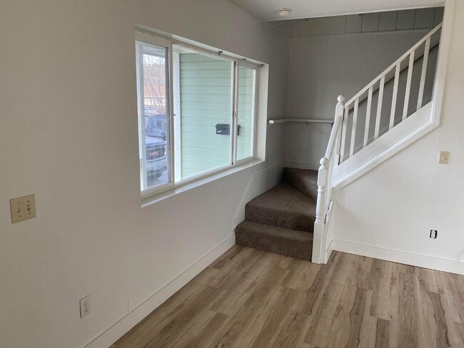 Foto del edificio - 2205 Oak Ave