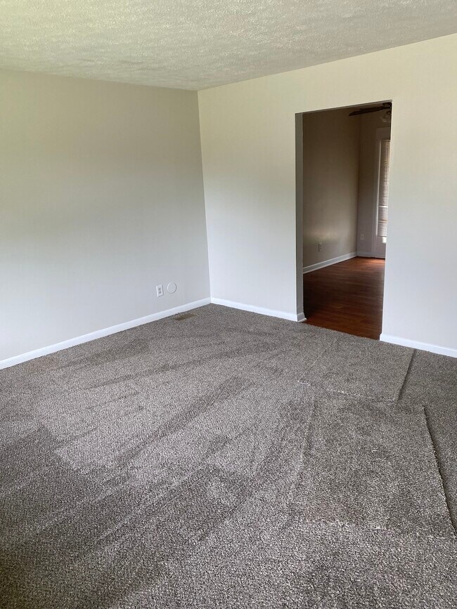 Building Photo - 1387 Arrowhead Trl