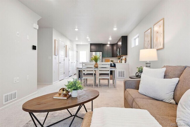 Foto del edificio - 12777 Ulster St