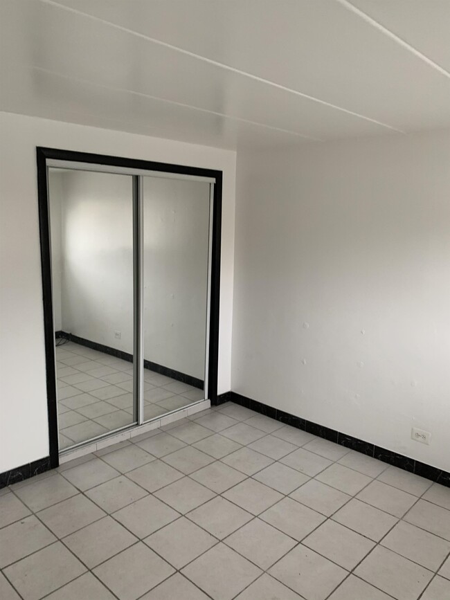 Foto del edificio - 14446 Torrence Ave